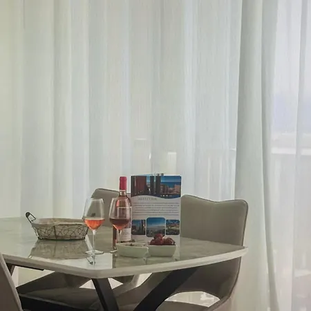 Coast Sea View Apartment *