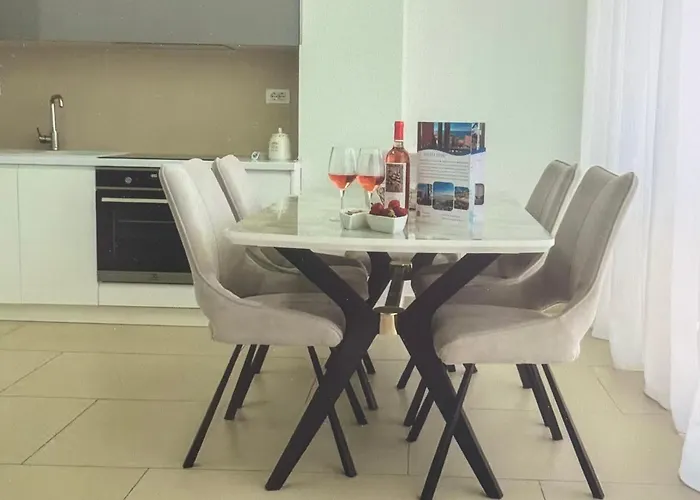 Coast Sea View Apartment